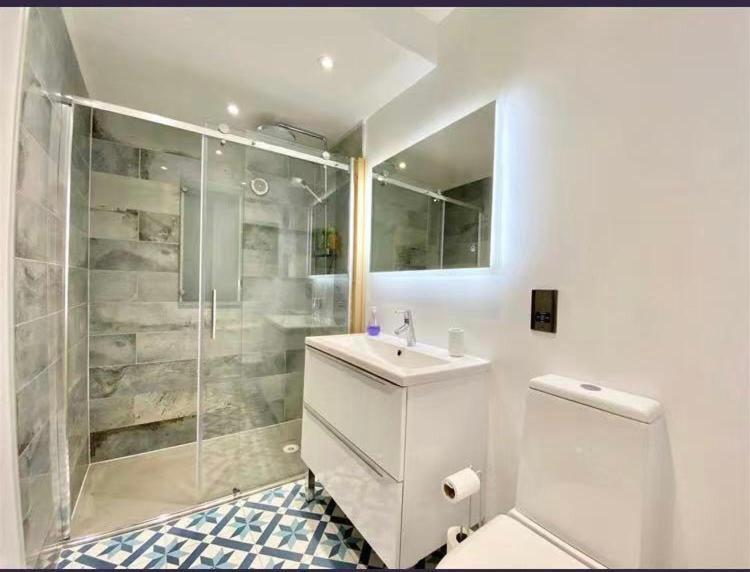 Plymouth Hoe - Stunning 2 Bedroom Lower Ground Floor Apartment Kültér fotó